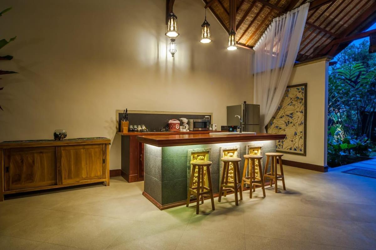 Luxury 3Br Infinity Jungle View Aashaya Villa Ubud Экстерьер фото