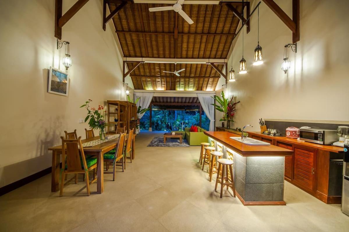 Luxury 3Br Infinity Jungle View Aashaya Villa Ubud Экстерьер фото